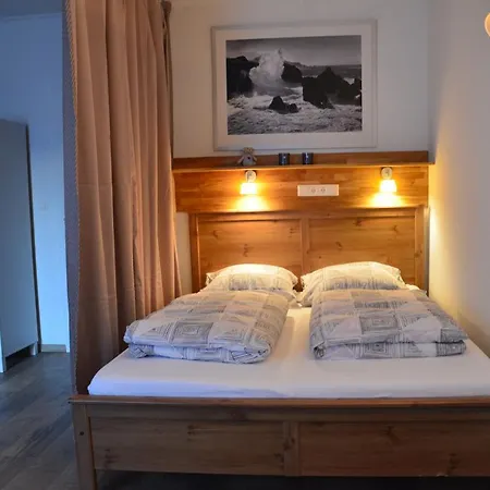 Vega - Free Parking - Self Checkin Апартаменти