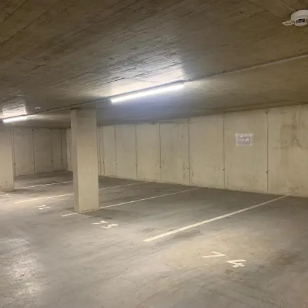 Vega - Free Parking - Self Checkin Апартаменти