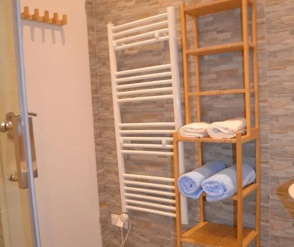 Vega - Free Parking - Self Checkin *