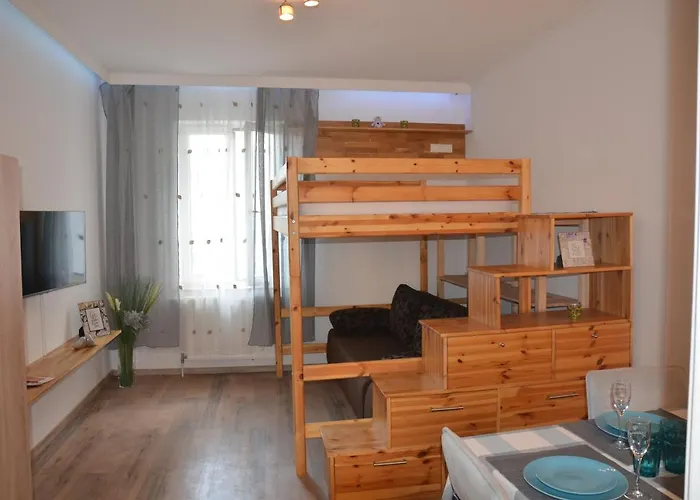 Vega - Free Parking - Self Checkin